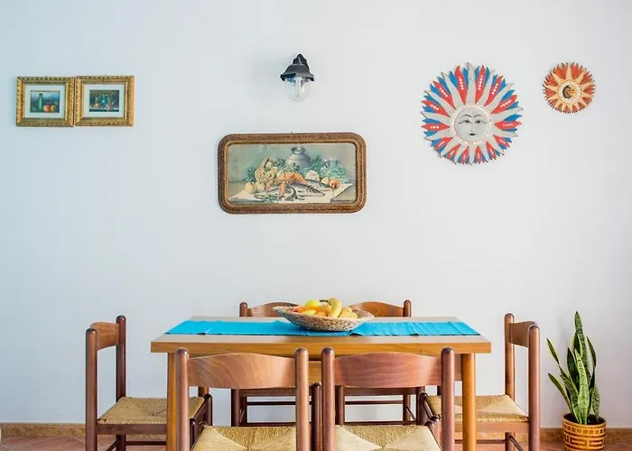 Sun House 4 Center Airconditioned * Villasimius