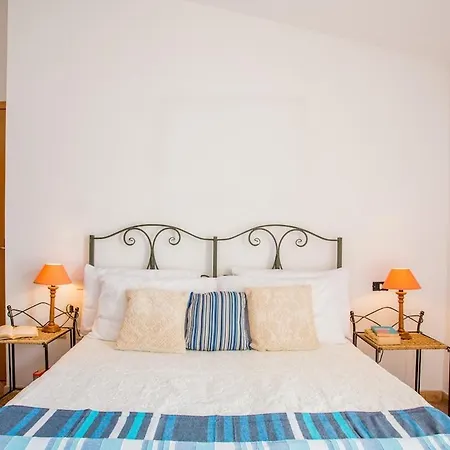 Sun House 4 Center Airconditioned Apartment