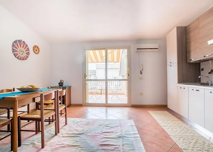 Sun House 4 Center Airconditioned Appartement Villasimius